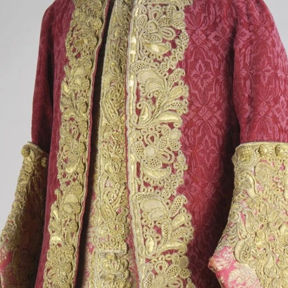 Кафтан парадный