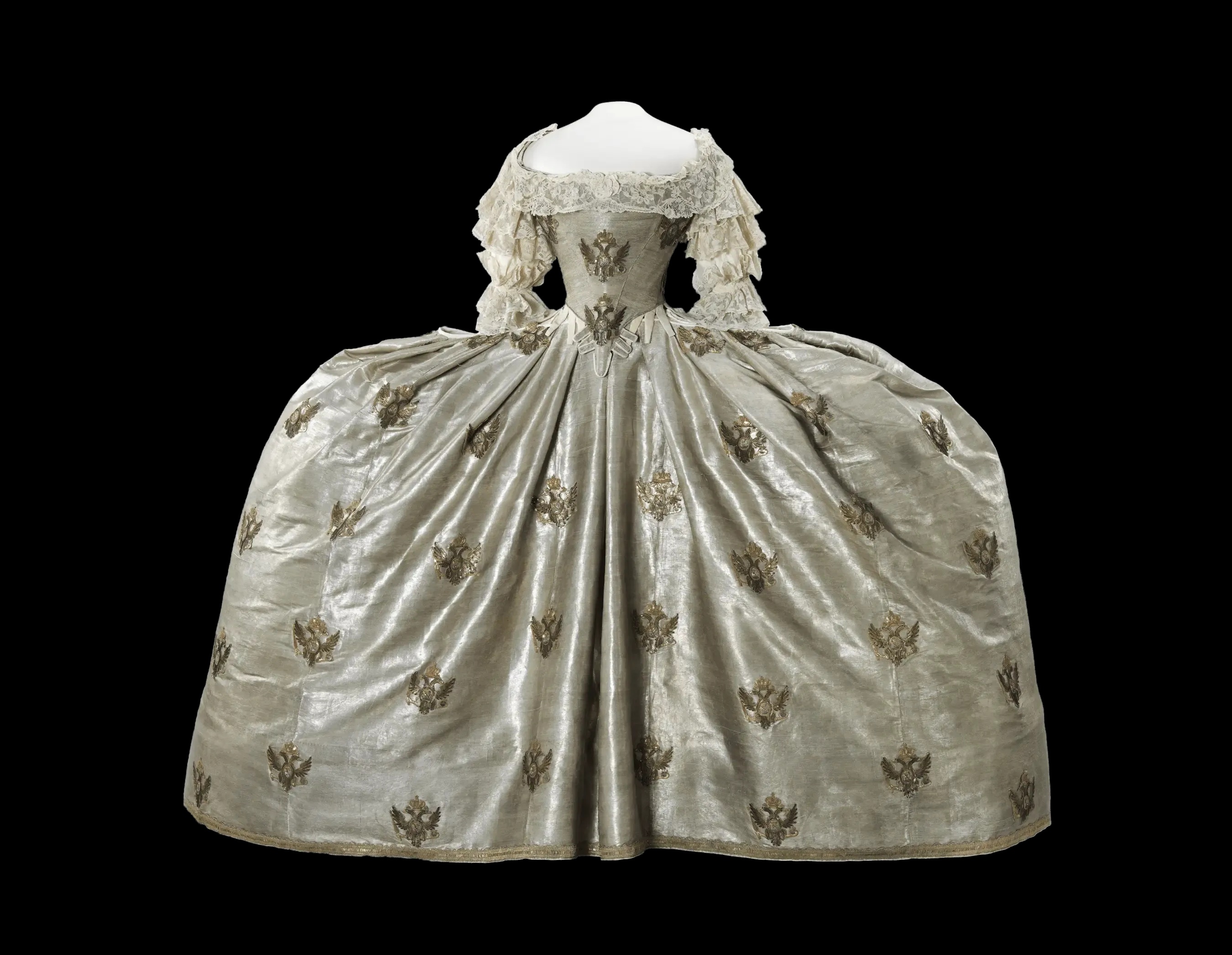 Коронационное платье, 1762 г..webp