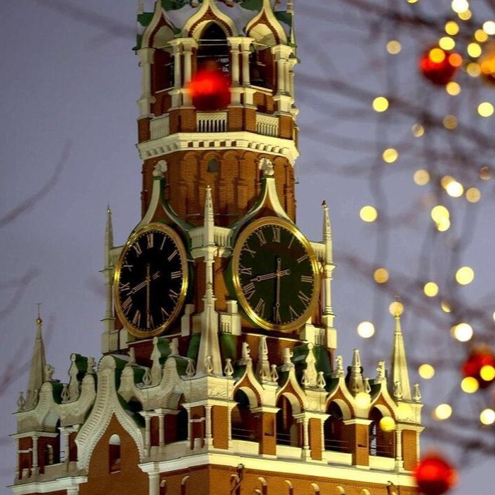 Куранты на Спасской башне