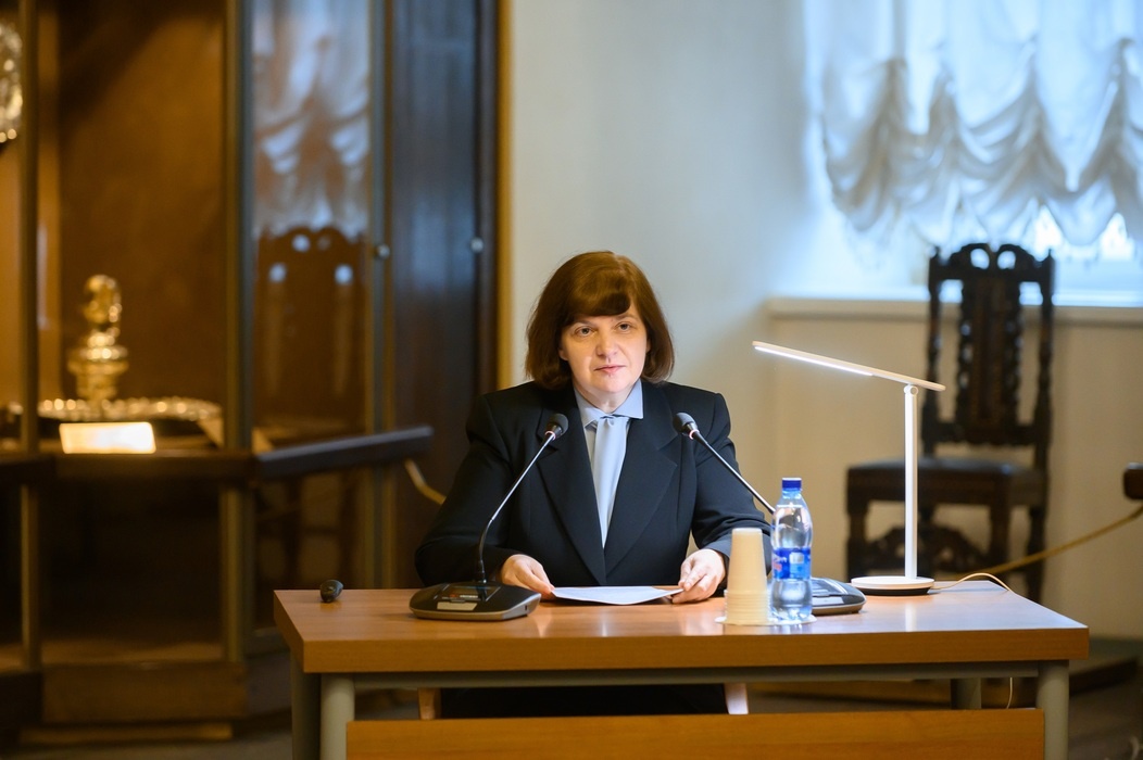 Е.В. Щербина с докладом «Подарок Сталину: к истории посещения Шарлем де Голлем Московского Кремля в ноябре 1944 года»