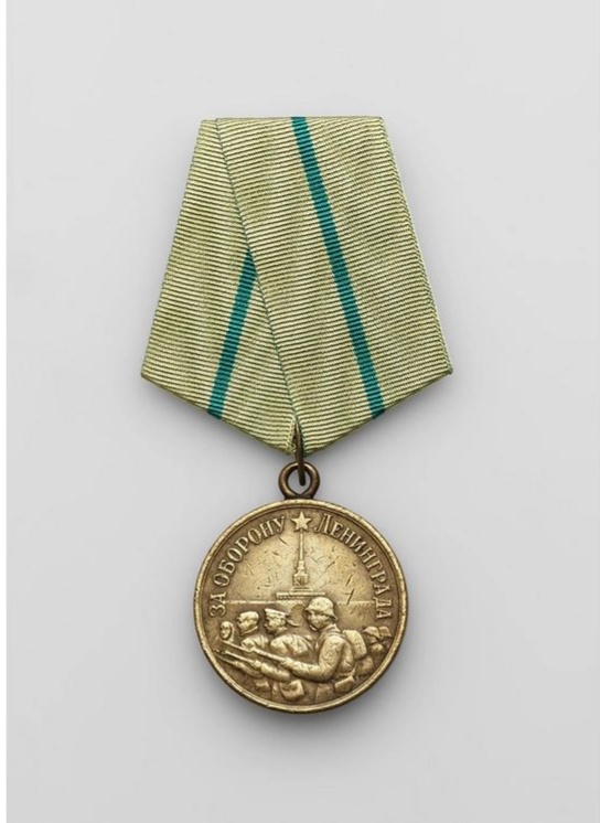 биография артамонова (4).webp