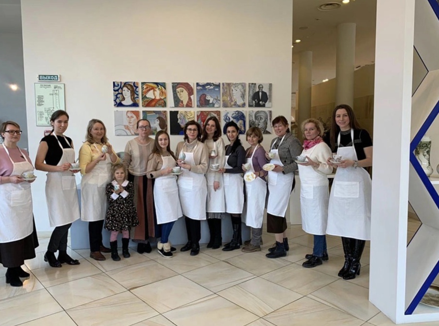 мастер класс по росписи фарфора.webp