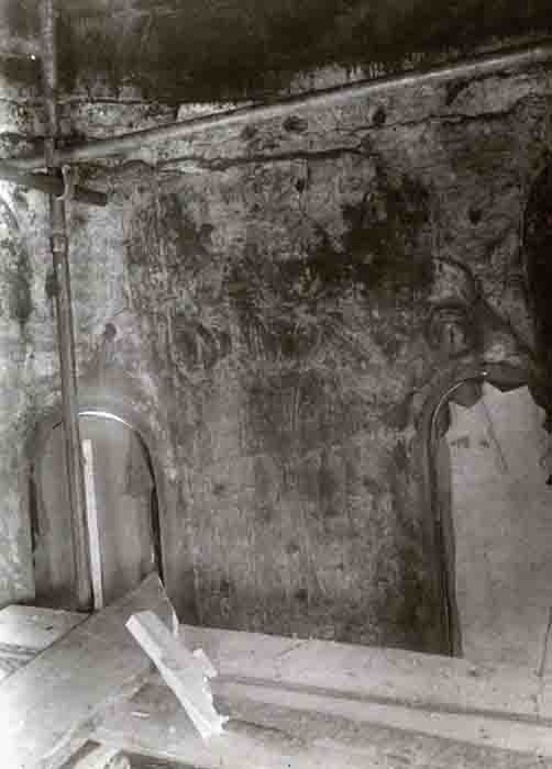 «Архангел» до реставрации. Фреска в центральной главе Благовещенского собора, 1547–1551 гг. Фото 1946–1947 гг.