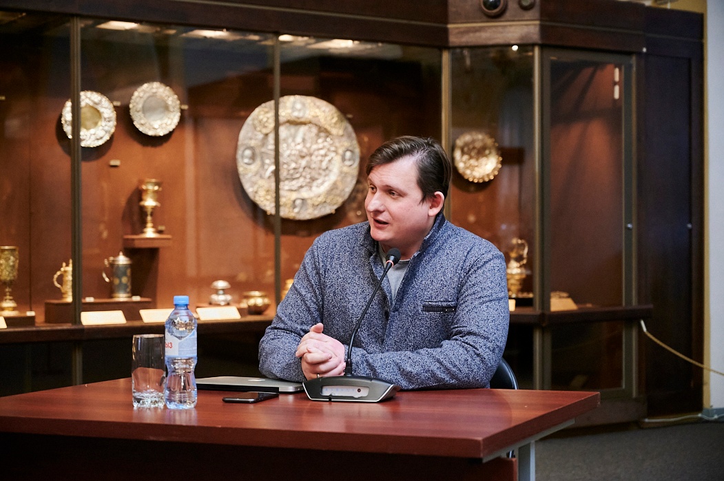 Заведующий экскурсионно-методическим отделом С.П. Брюн