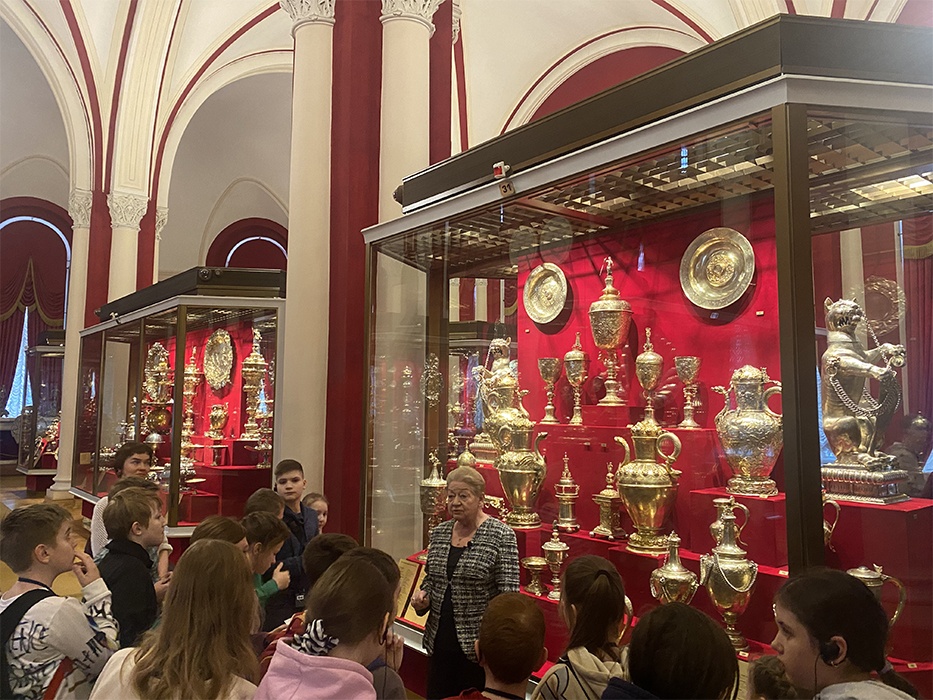 Наталья Черенкова, экскурсовод Музеев Московского Кремля