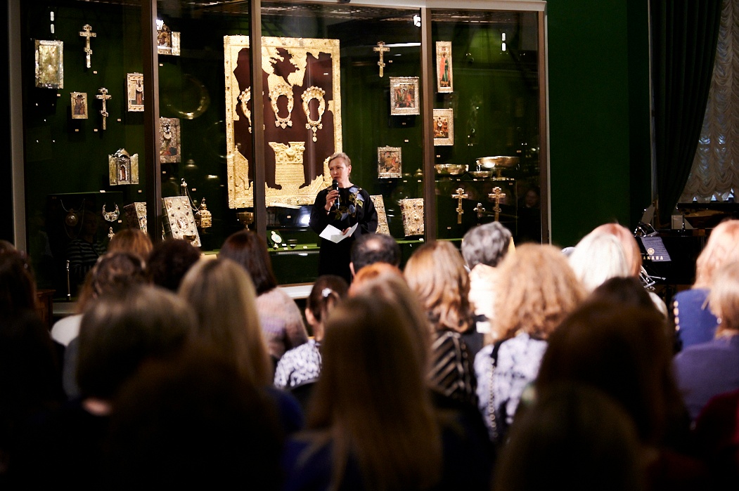 Приветственное слово Директора департамента издательской деятельности и специальных программ Музеев Московского Кремля Елены Миловзоровой