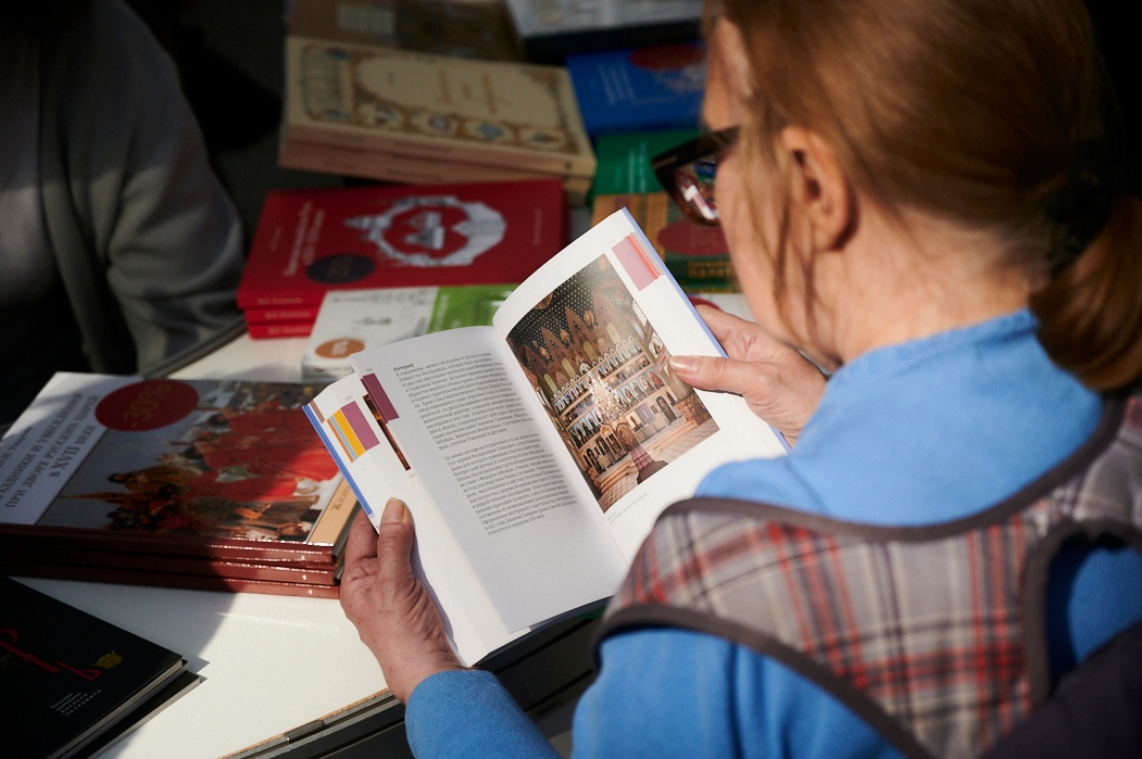 Посетители ярмарки