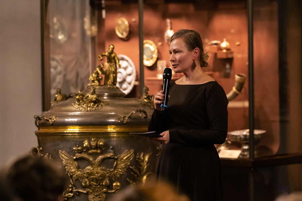 Вступительное слово Елены Миловзорровой, директора департамента издательских деятельности и специальных программ