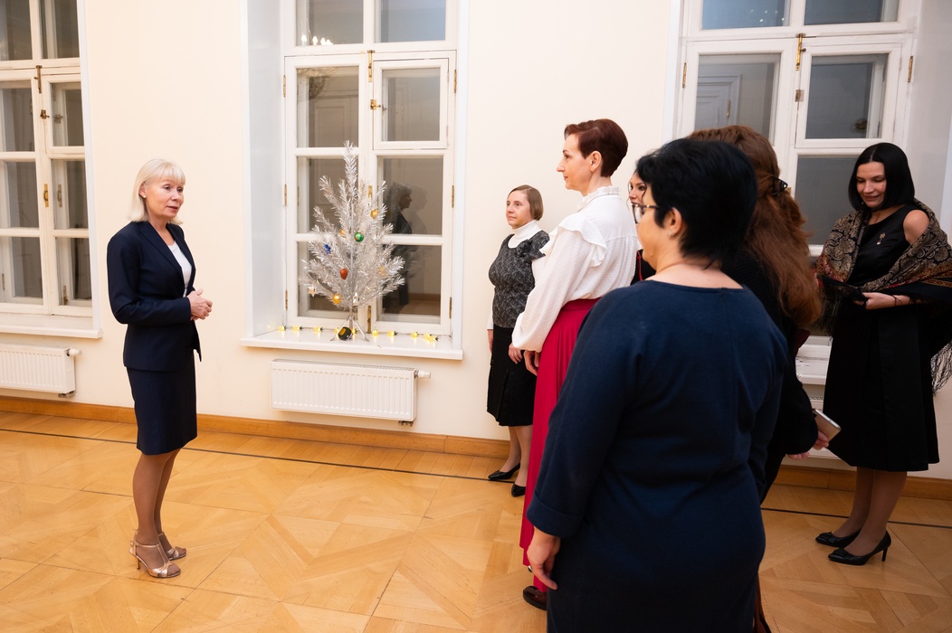 Ю.Н. Уварова рассказывает о рождественских и новогодних традициях