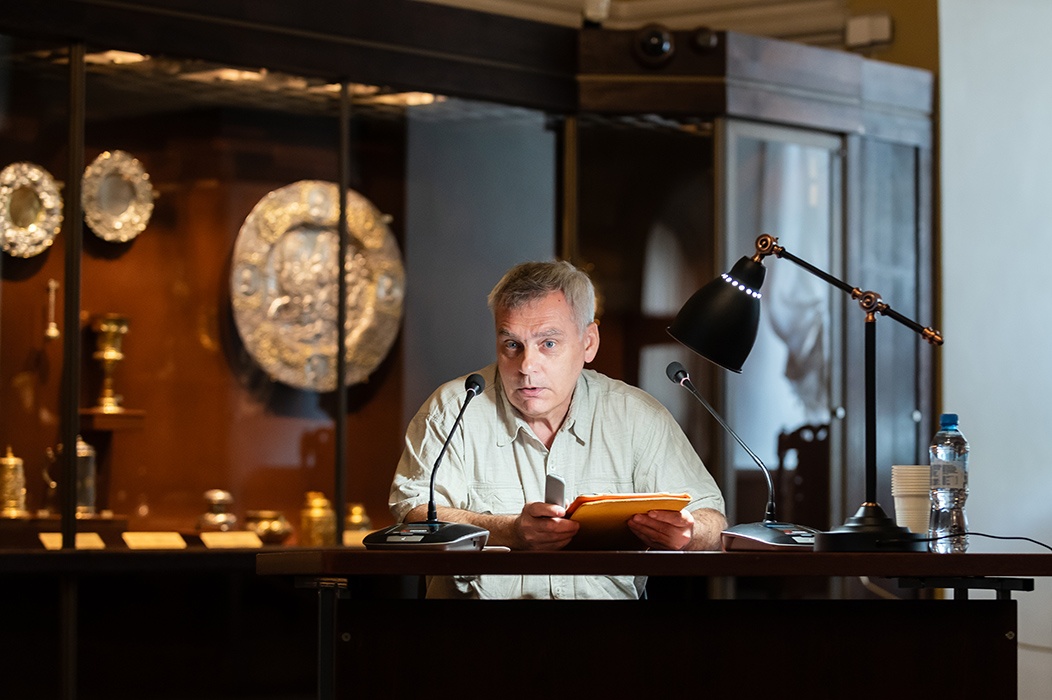 Кандидат искусствоведения, сотрудник Государственного музея Востока Михаил Бутырский с докладом «Частное коллекционирование как форма сохранения памятников нумизматики и сфрагистики»