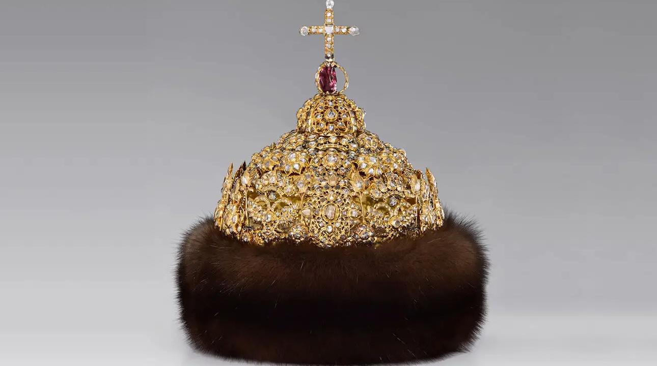 Шапка Алмазная (баннер для экскурсии).webp