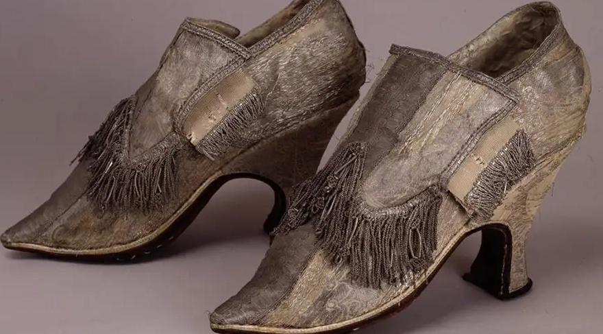 Туфли императрицы Екатерины I (баннер к экскурсии).webp