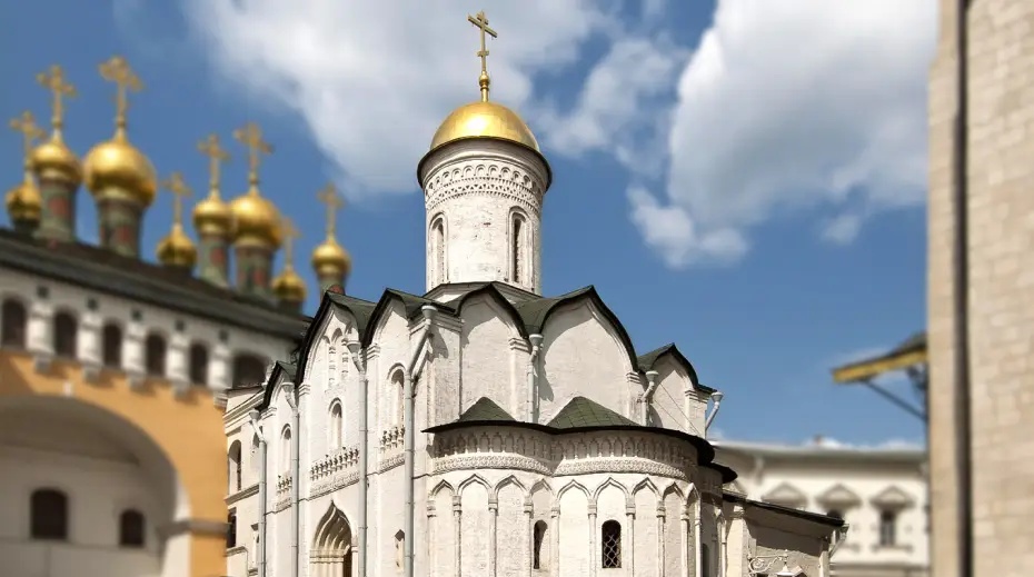 Церковь Ризположения (путеводитель).webp